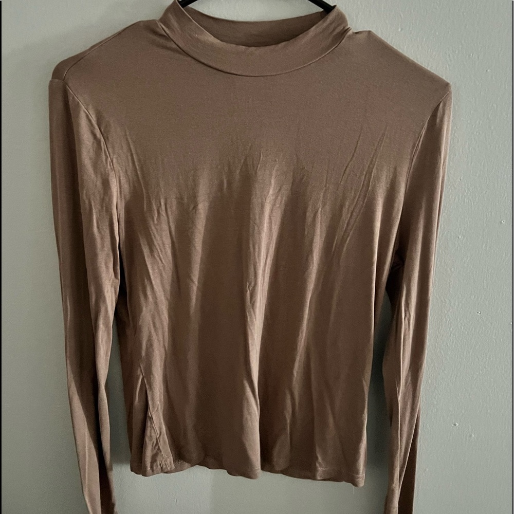 2 for $15✨Long Sleeve Cropped Tee